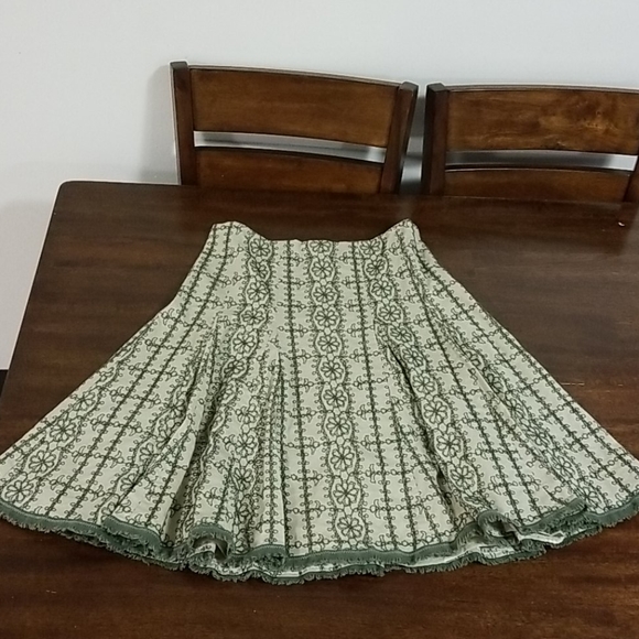 Stunning Nanette Lepore embrodered skirt sz 4 - Picture 2 of 10